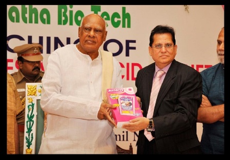 Dr Rajkumar with Rosaiah-Sujatha Biotec